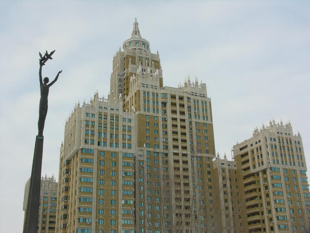 Triumph Astana Hostel Zewnętrze zdjęcie